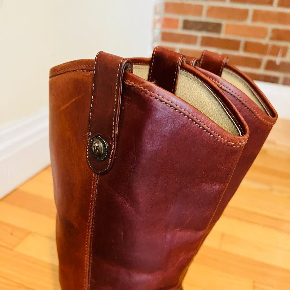 Frye Melissa Button Western Equestrian Mahogany Cognac Redwood 16" Tall - Picture 3 of 16